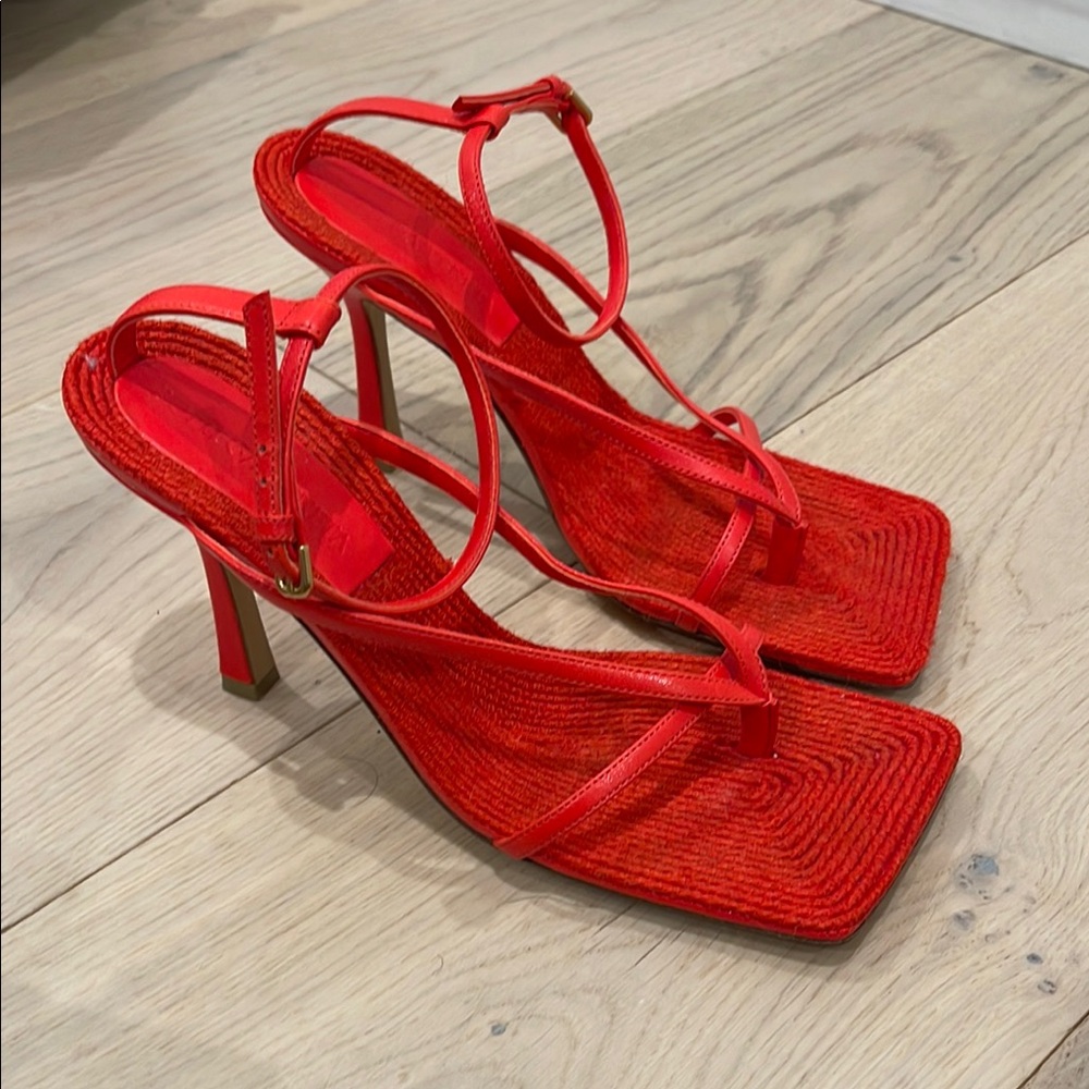 BOTTEGA VENETTA stretch sandals in Tomato Red size 36